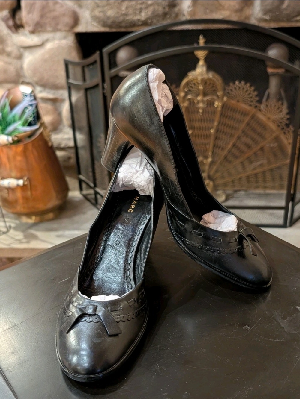 Marc Jacobs Black Leather Mid Heel Pumps | Bow Detail | Size 6 | Made in Italy